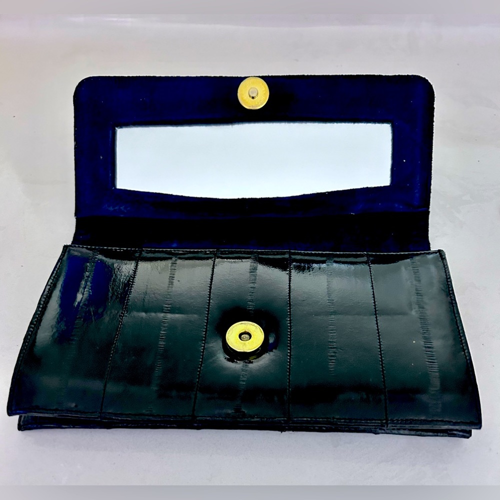 💥CLOSET KEPT!💥 Vintage Eel Skin Patent Baby Soft Leather Clutch Wallet Purse💥